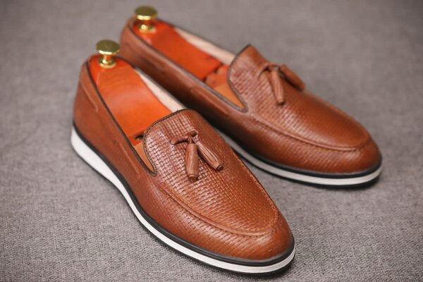 CHAUSSURE HOMME