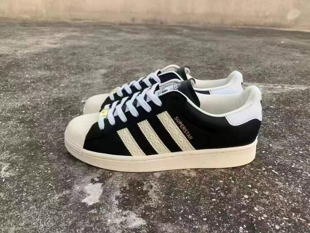 Adidas superstar