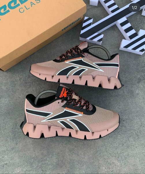 Reebok runner