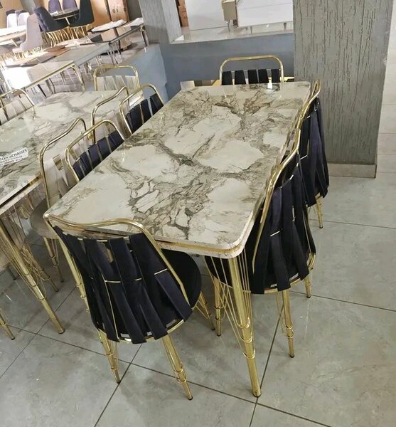 Table à manger moderne