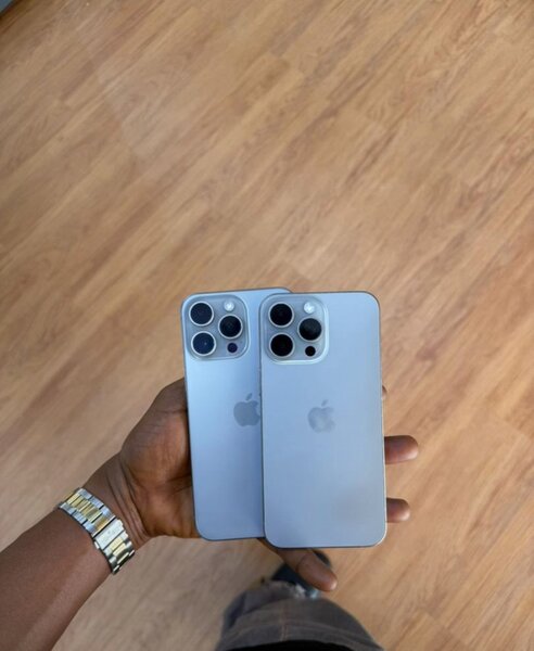 iPhone 15 pro max 256 gb