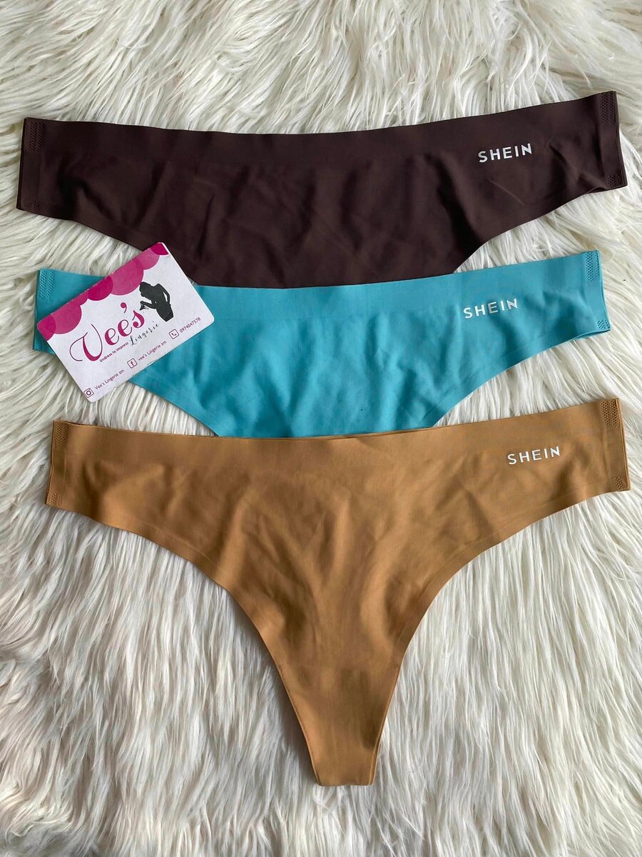 Strings et culottes pour femmes