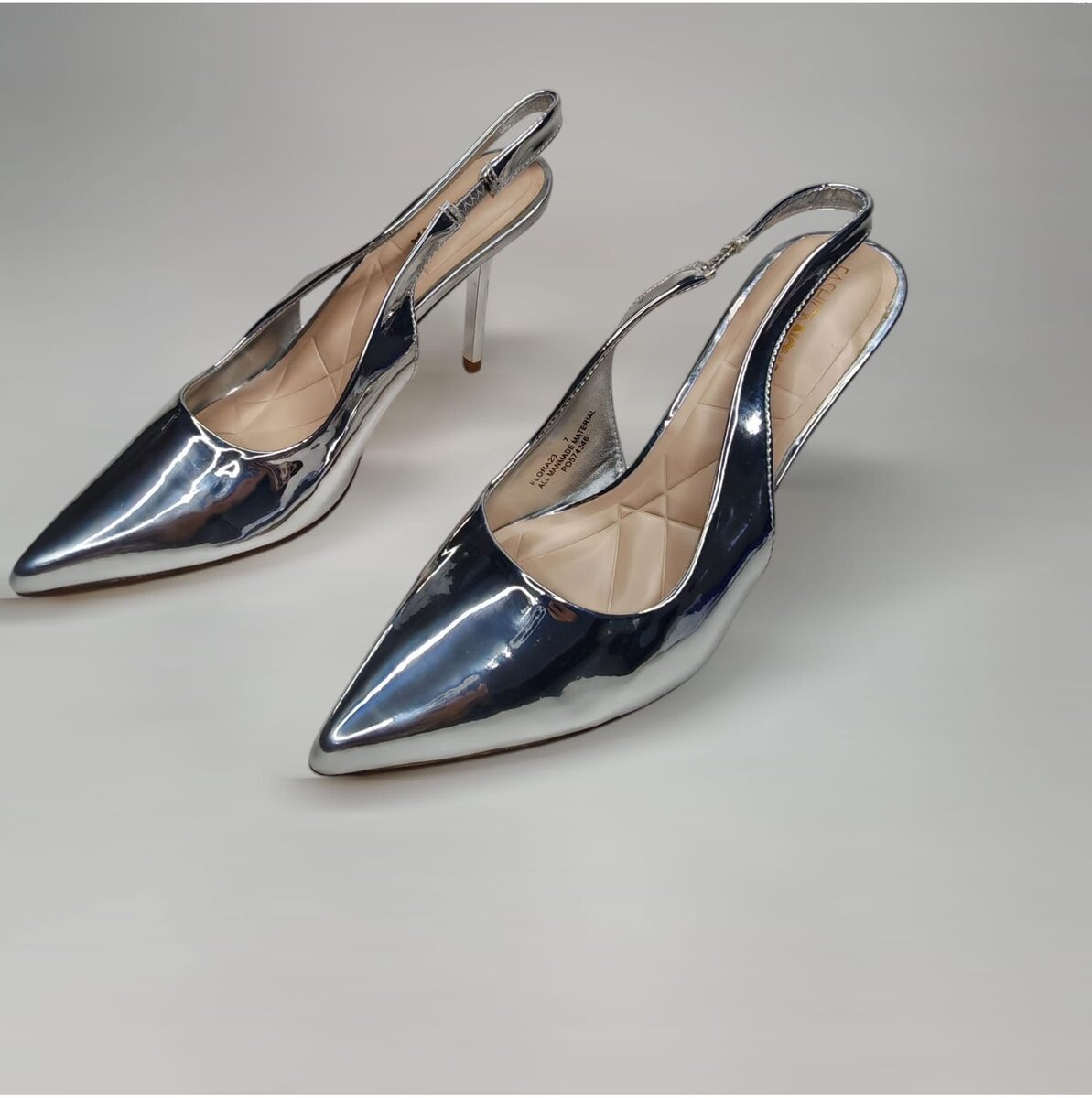 Escarpins à bride arrière élégants