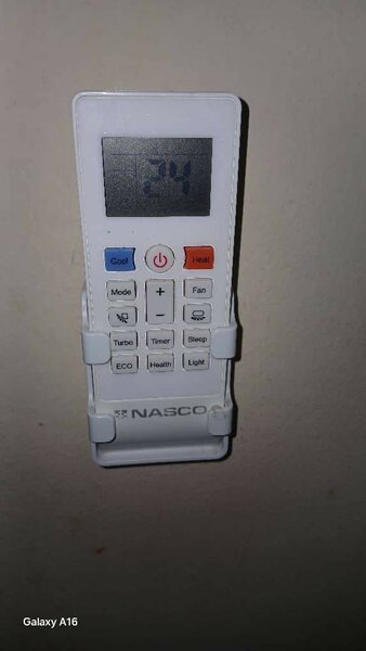 Climatiseur mural Nasco avec télécommande