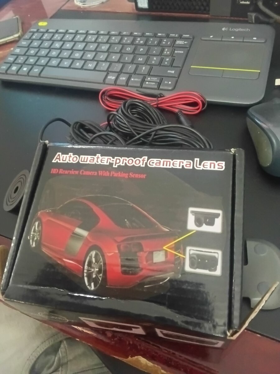 2 en1 Camera de recul + capteurs de stationnement