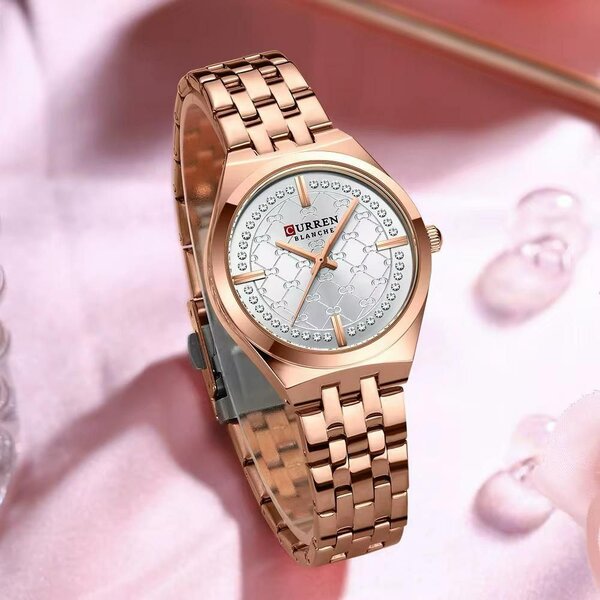 Montre Femme Élégante Dorée