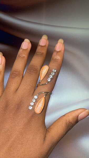 Bague élégante en cristal