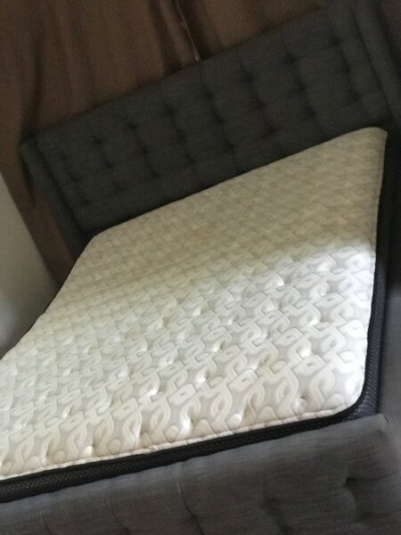 American Queen Size Mattress