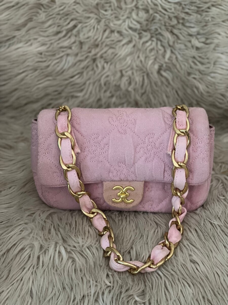 Sac à main rose élégant