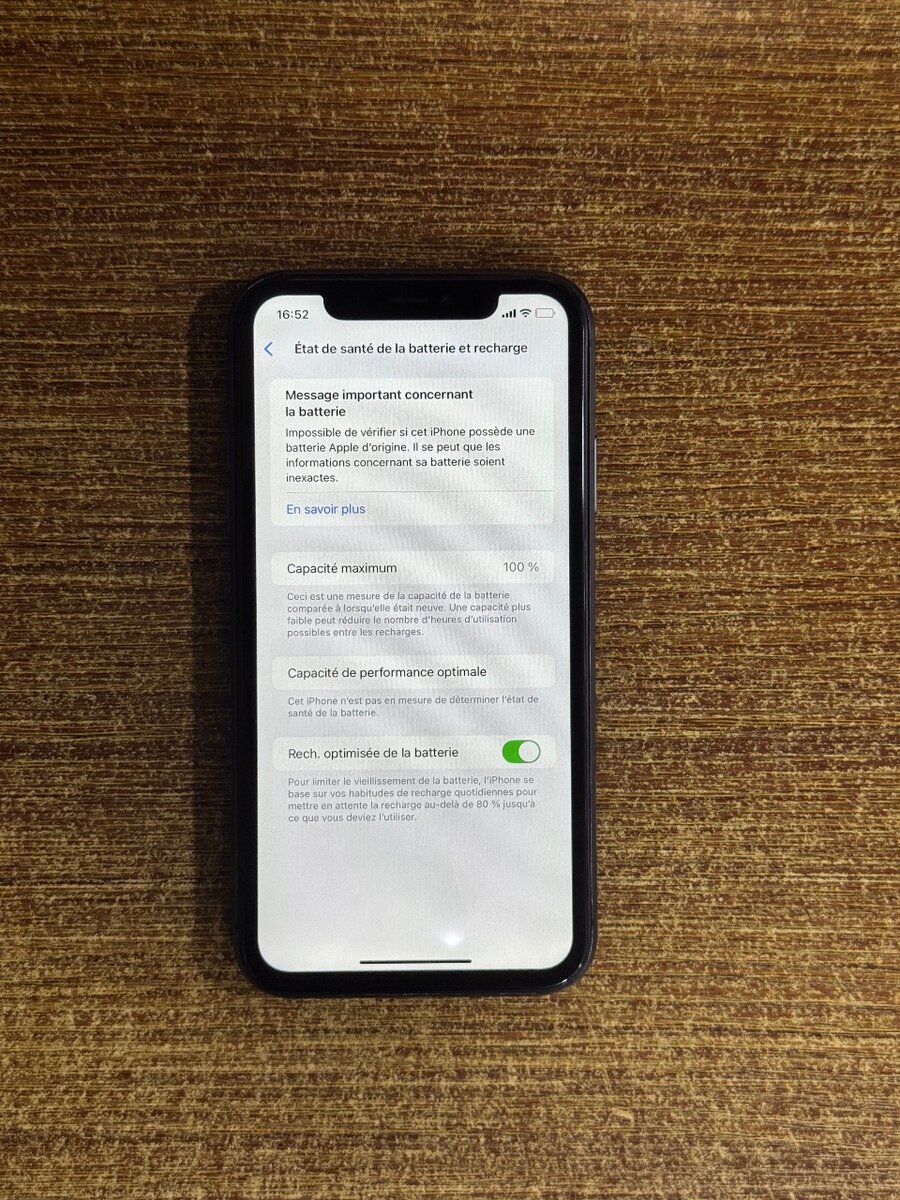 iPhone 11 Simple 128Go ( Face ID désactivé )