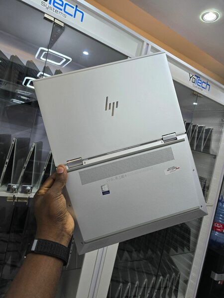 EliteBook x360 1030 G7