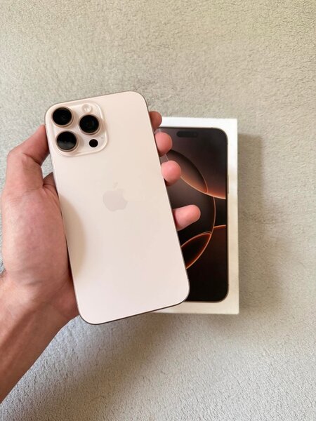 iPhone 16 Pro Max - 256GB