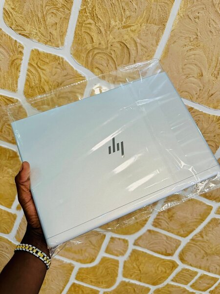 Laptop HP ultra-léger performant