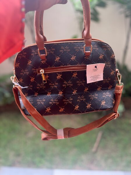 Sac à main élégant en cuir