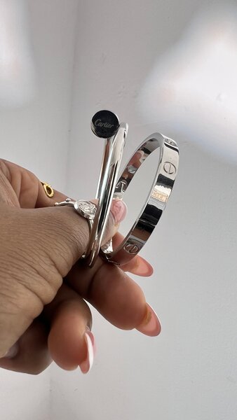 Bracelets en acier inoxydable élégant