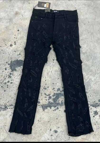 Jeans tendance avec motifs uniques