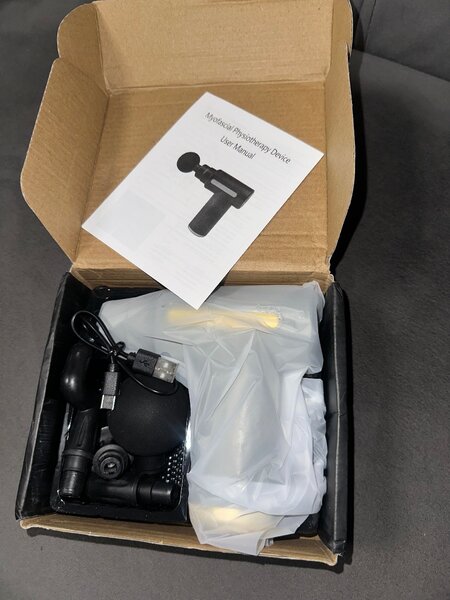 Rechargeable Electric Massage Gun With Replaceable Head