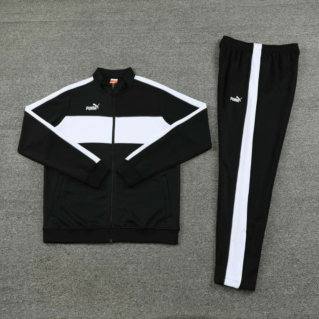 NIKE TRACKSUIT