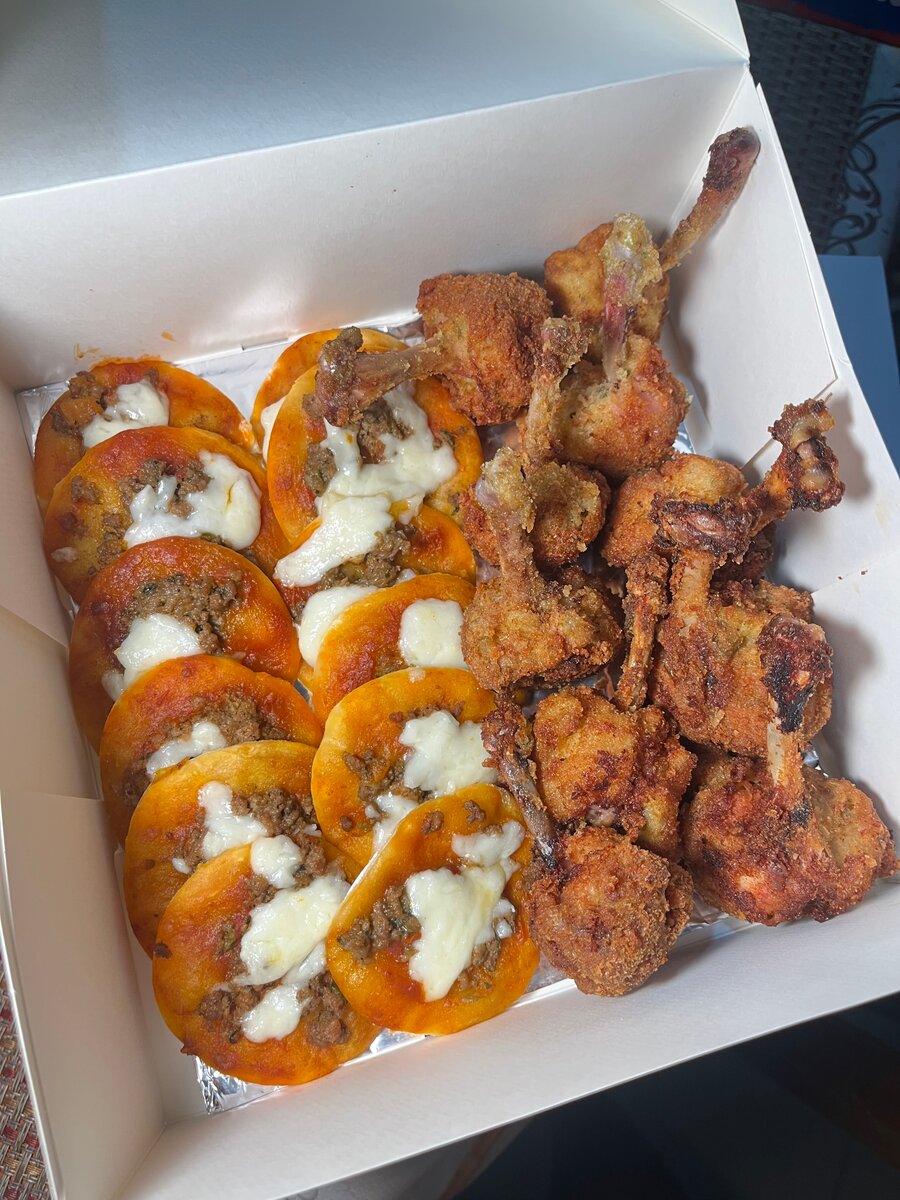 Assortiment Poulet et Mini Pizzas