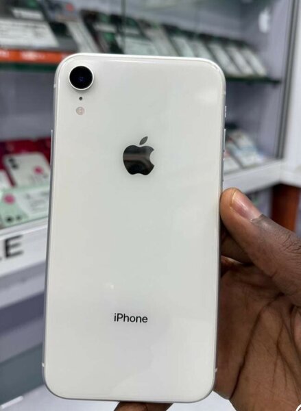 Apple iPhone XR Blanc 64GB Débloqué