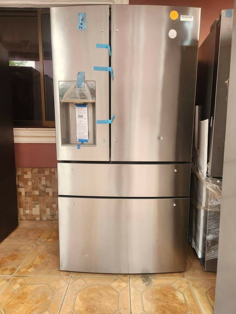 Frigidaire american fridge