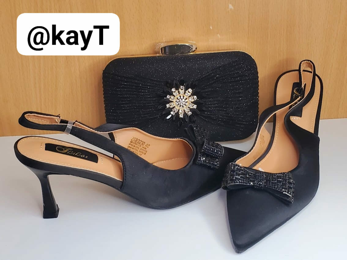 Black shoes with a bow