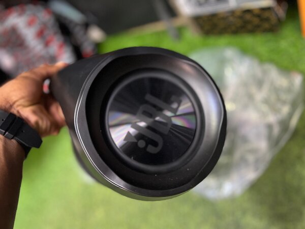 Jbl boombox