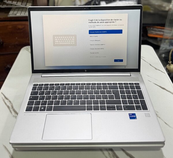 hp elitebook g10 i7 13th génér