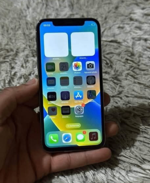 iPhone X 64Go avec Écran Retina