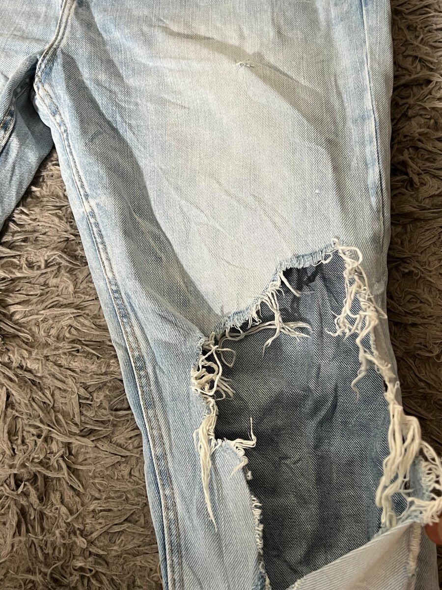 Zara Jeans déchirés stylés