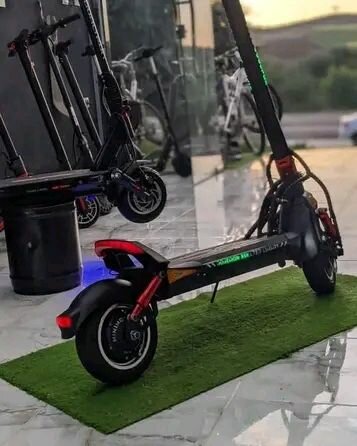 Trottinette électrique tout-terrain