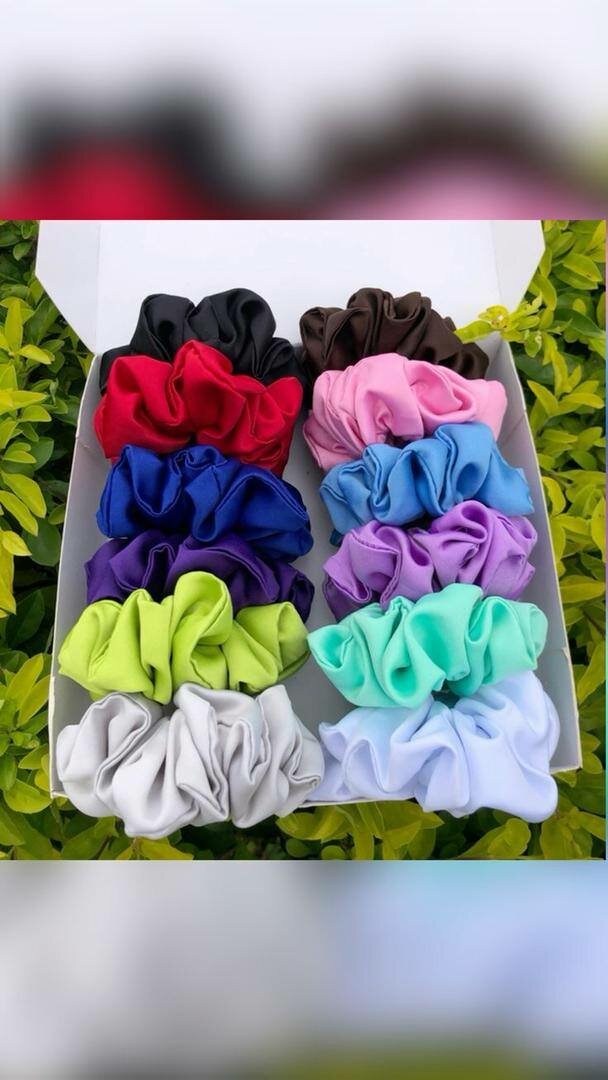 HAIR SCRUNCHIES