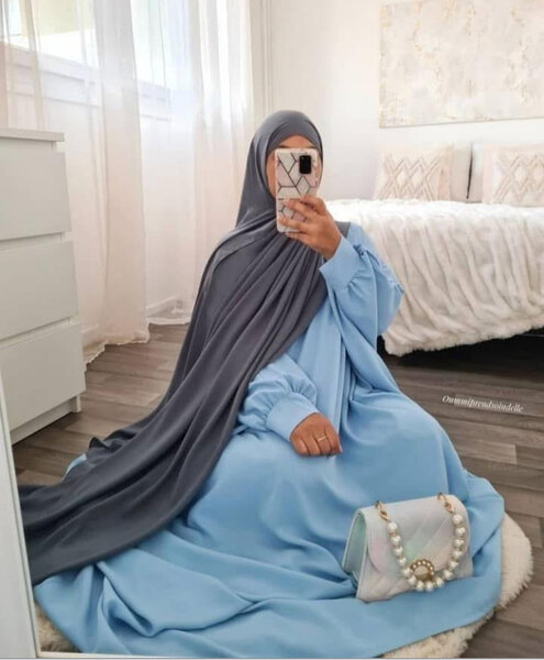 Hijab élégant et moderne