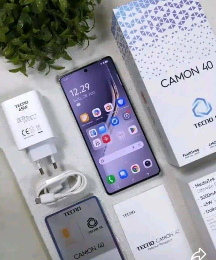 Smartphone Tecno Camon 40