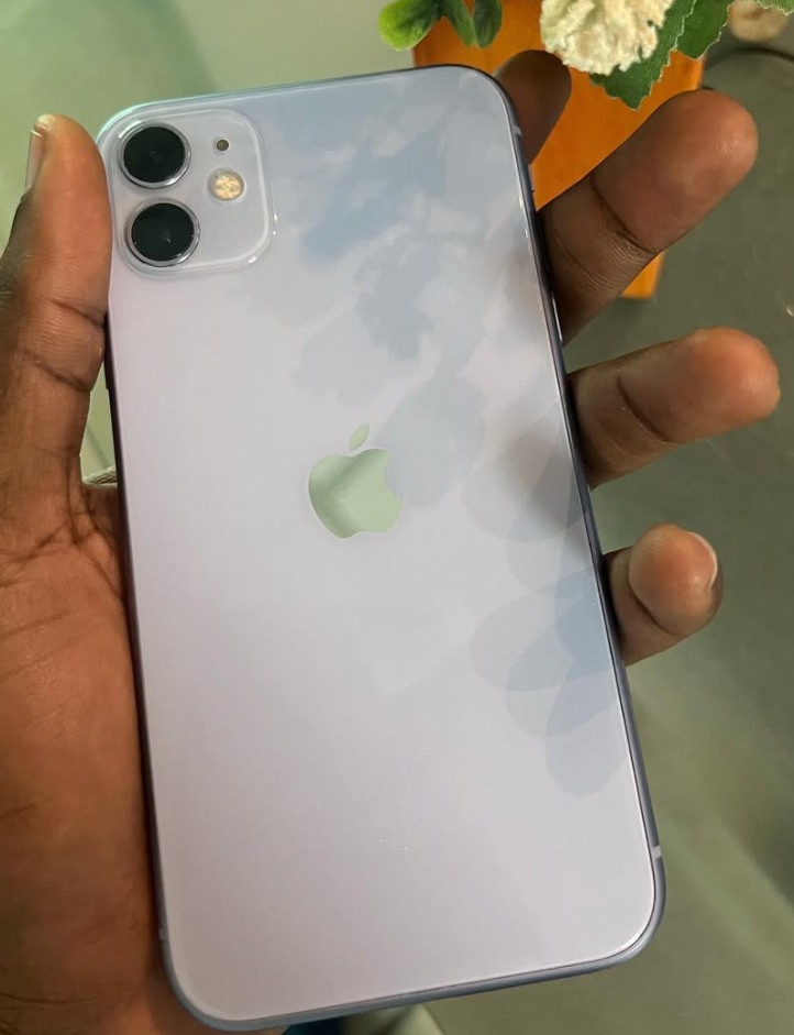 iPhone 11 128Gb Purple color.