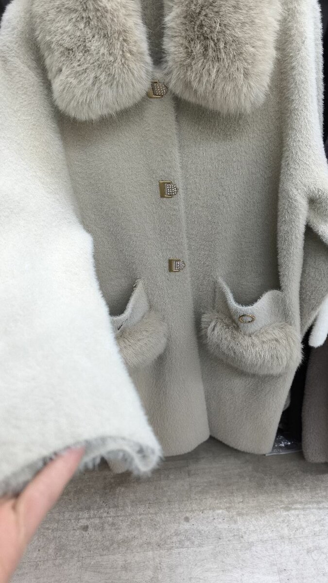 Пальто из альпаки