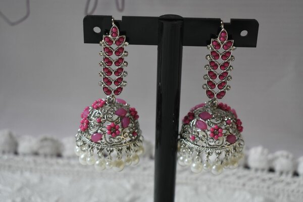 Traditional jhumka