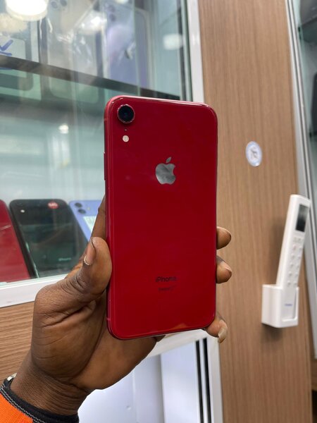 iPhone XR