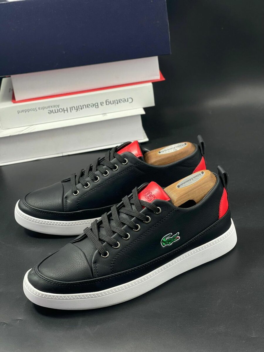 LACOSTE CLASSIC WEAR