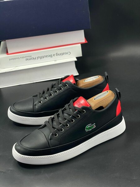 LACOSTE CLASSIC WEAR