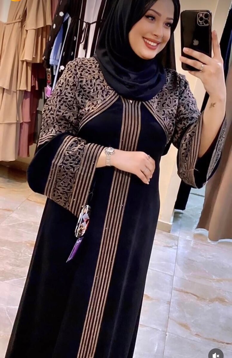 Abaya noire brodée élégante