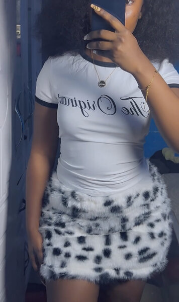 Élégante Jupe en Fausse Fourrure