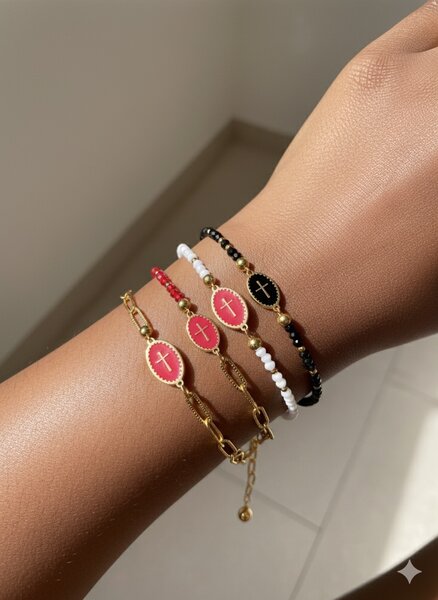 Bracelets avec croix élégantes
