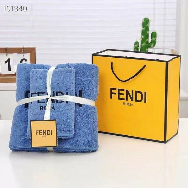 Serviette Fendi Luxueuse