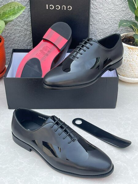 Gucci Formal Shoes