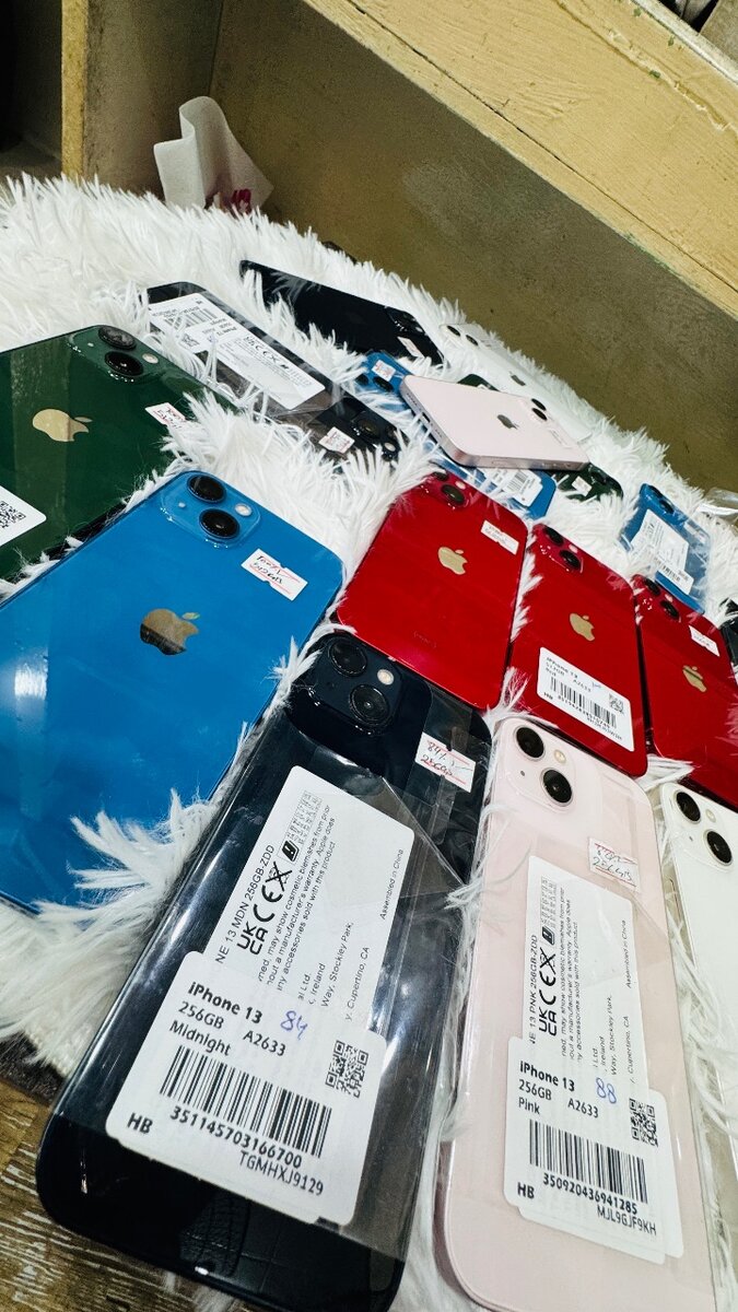 iPhone 13 128/256/512GB Dual Sim PTA all Colours available