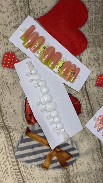 Ongles Artificiels Élégants