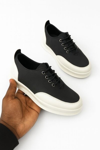 Chaussures Noires Style Minimaliste