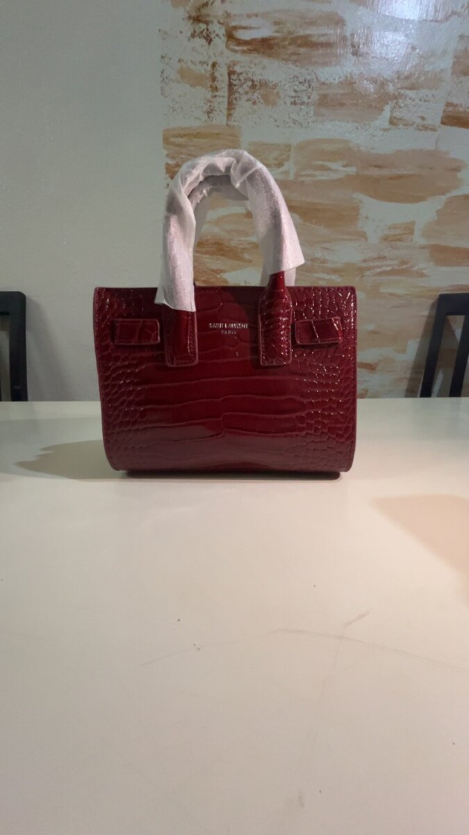 Sac à main en similicuir crocodile