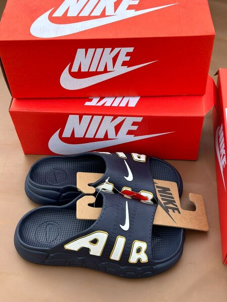 Claquette Nike Air